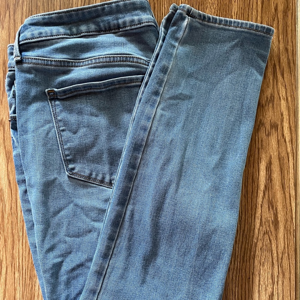 2 pairs Old Navy womens skinny jeans size 12